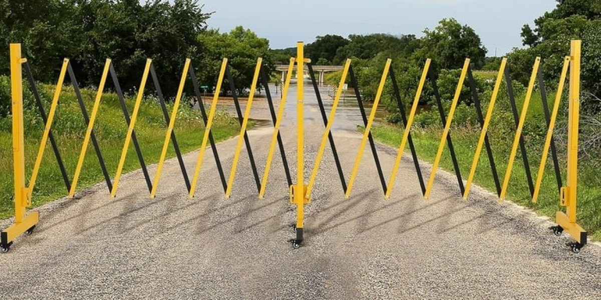 How Outdoor Color Barricades for Safety Can Improve Traffic Management