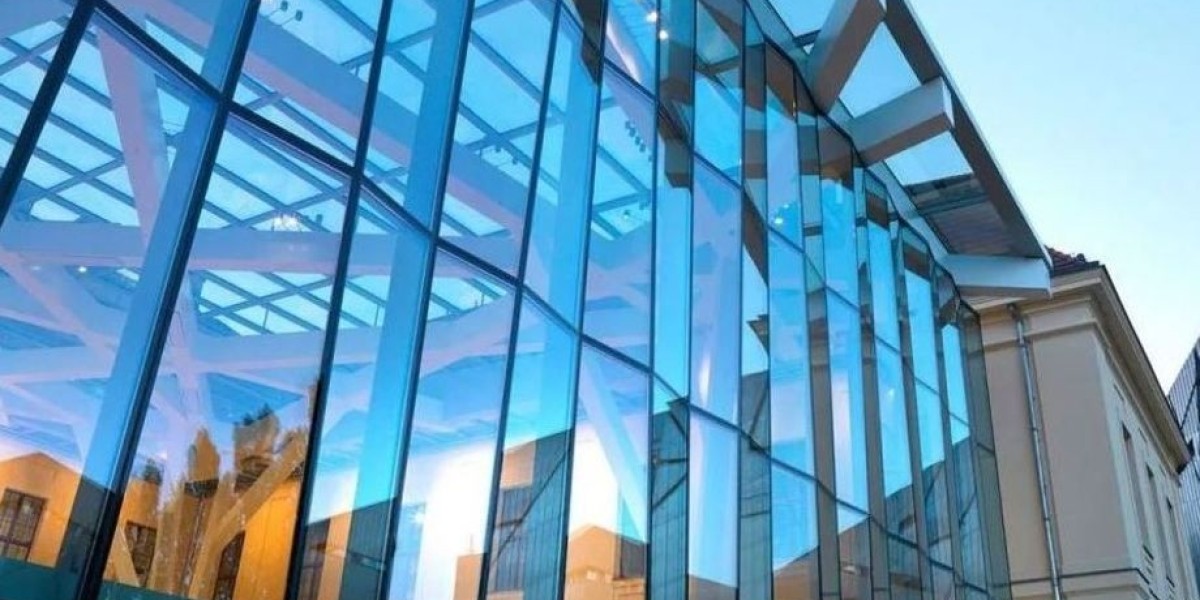 Construction Glass Market Poised for Substantial Growth by 2033: A Deep-Dive into Market Dynamics